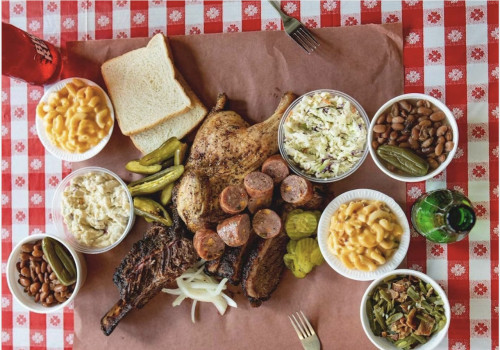 Does San Antonio, Texas Have the Best Country Bars with Food?
